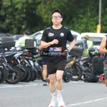 Runner Photo 3819222