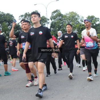 Runner Photo 3819294