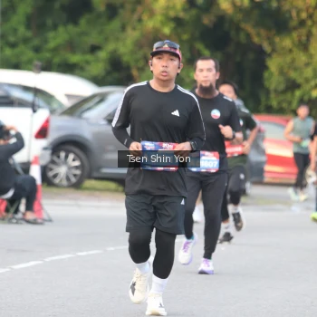Runner Photo 3819304