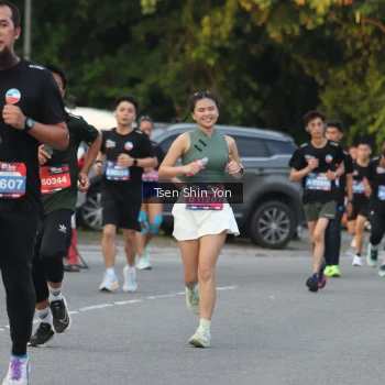 Runner Photo 3819390