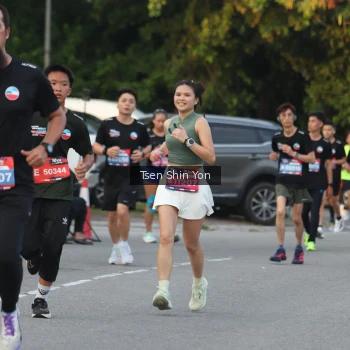 Runner Photo 3819400