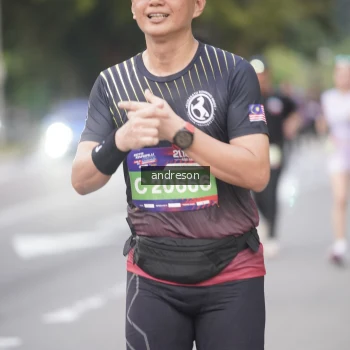 Runner Photo 3819416