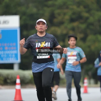 Runner Photo 3819456