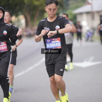 Runner Photo 3819679
