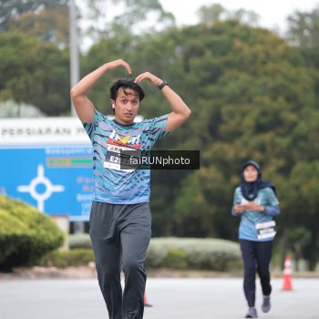 Runner Photo 3819706