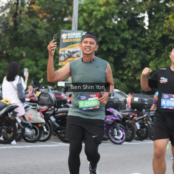 Runner Photo 3819757