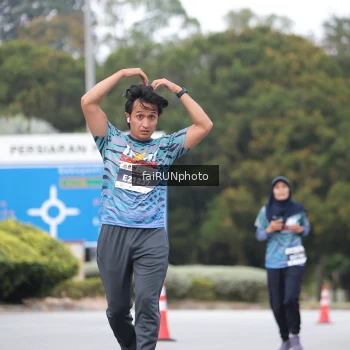 Runner Photo 3819799
