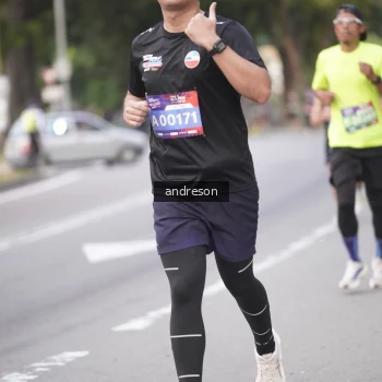 Runner Photo 3819811