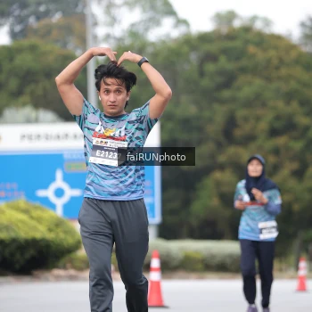 Runner Photo 3819872