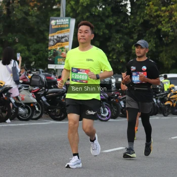 Runner Photo 3819874