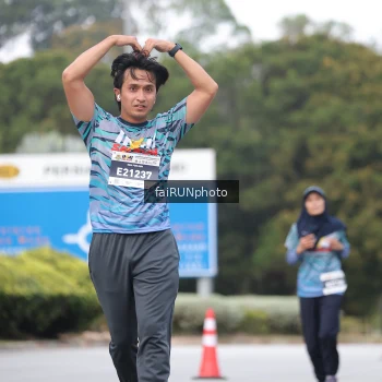 Runner Photo 3819892
