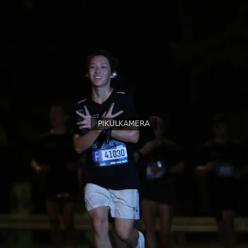 Runner Photo 3820001