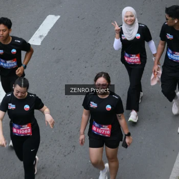 Runner Photo 3820012