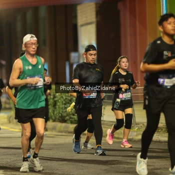 Runner Photo 3820024