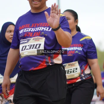 Runner Photo 3820035