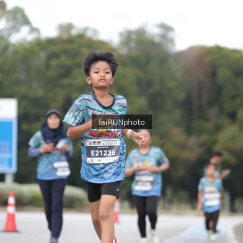 Runner Photo 3820040