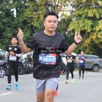 Runner Photo 3820046