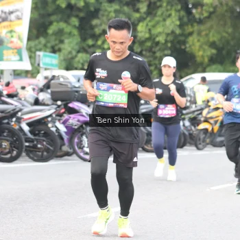 Runner Photo 3820087