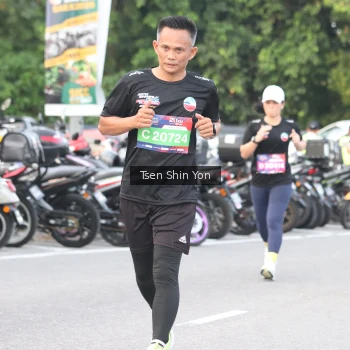 Runner Photo 3820118