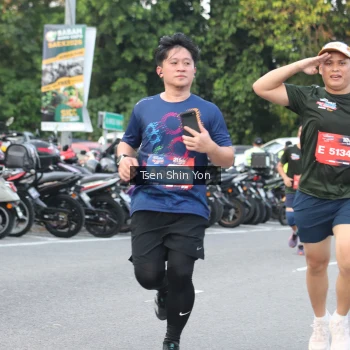 Runner Photo 3820179
