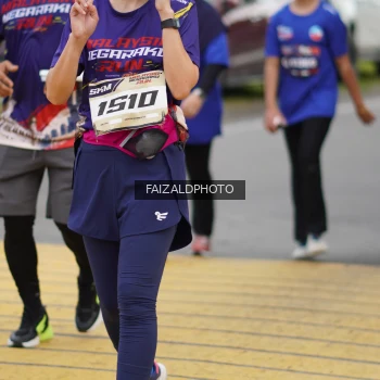 Runner Photo 3820201
