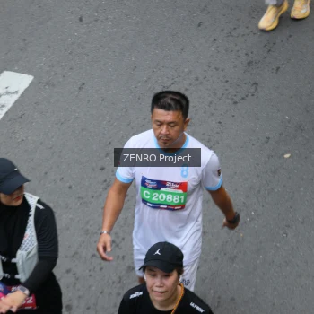 Runner Photo 3820231