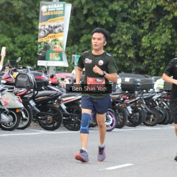 Runner Photo 3820259