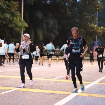 Runner Photo 3820565