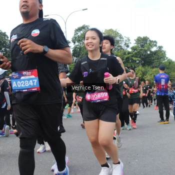 Runner Photo 3820609