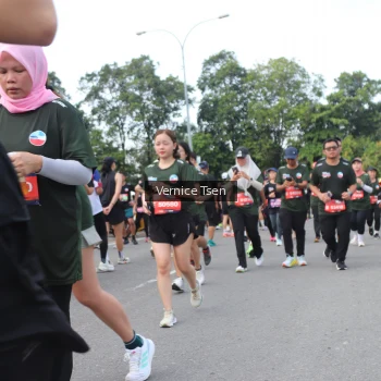 Runner Photo 3820641