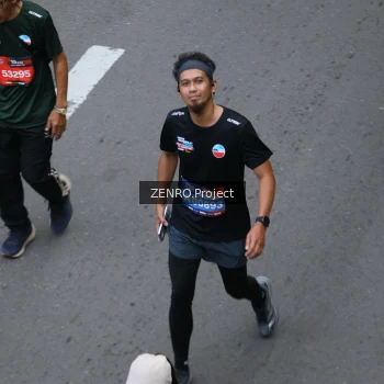 Runner Photo 3820657