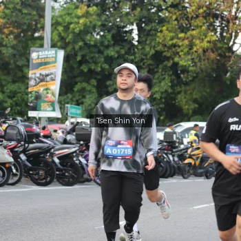 Runner Photo 3820693