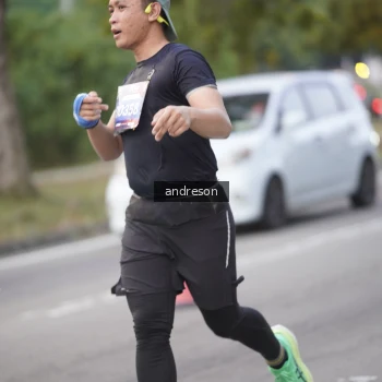 Runner Photo 3820743