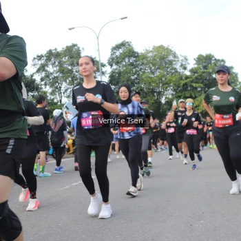Runner Photo 3820791
