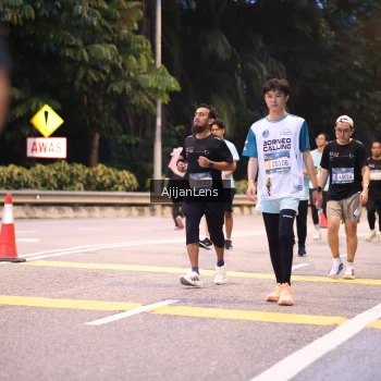 Runner Photo 3820795