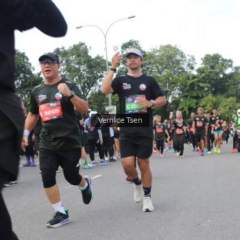 Runner Photo 3820824