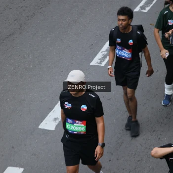 Runner Photo 3821007