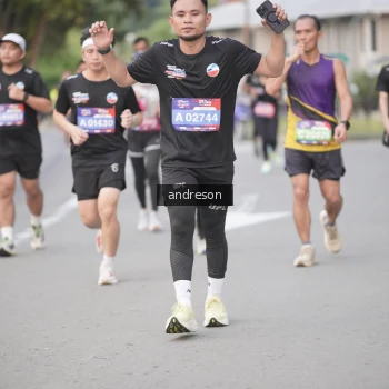 Runner Photo 3821029