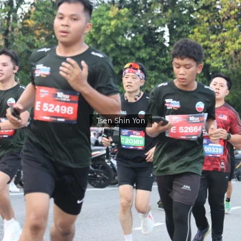 Runner Photo 3821032