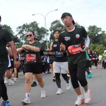 Runner Photo 3821034