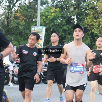 Runner Photo 3821053
