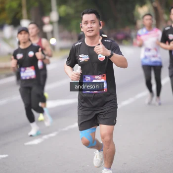 Runner Photo 3821056