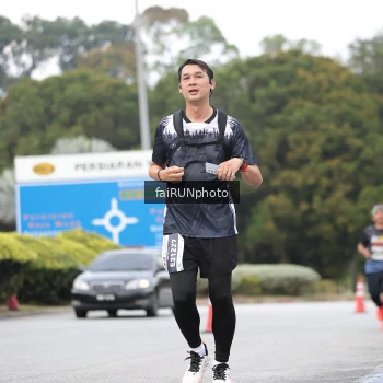 Runner Photo 3821070