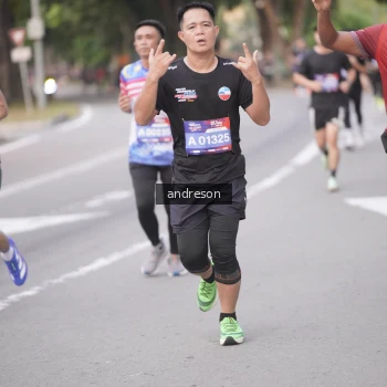 Runner Photo 3821080