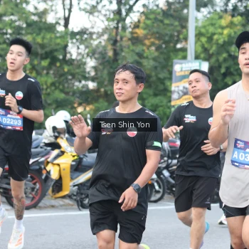 Runner Photo 3821093