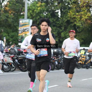 Runner Photo 3821110