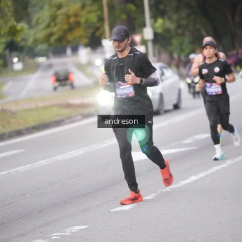 Runner Photo 3821157