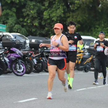 Runner Photo 3821164