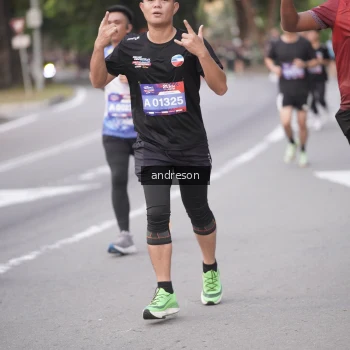 Runner Photo 3821182