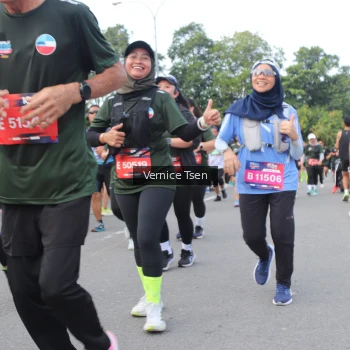 Runner Photo 3821187